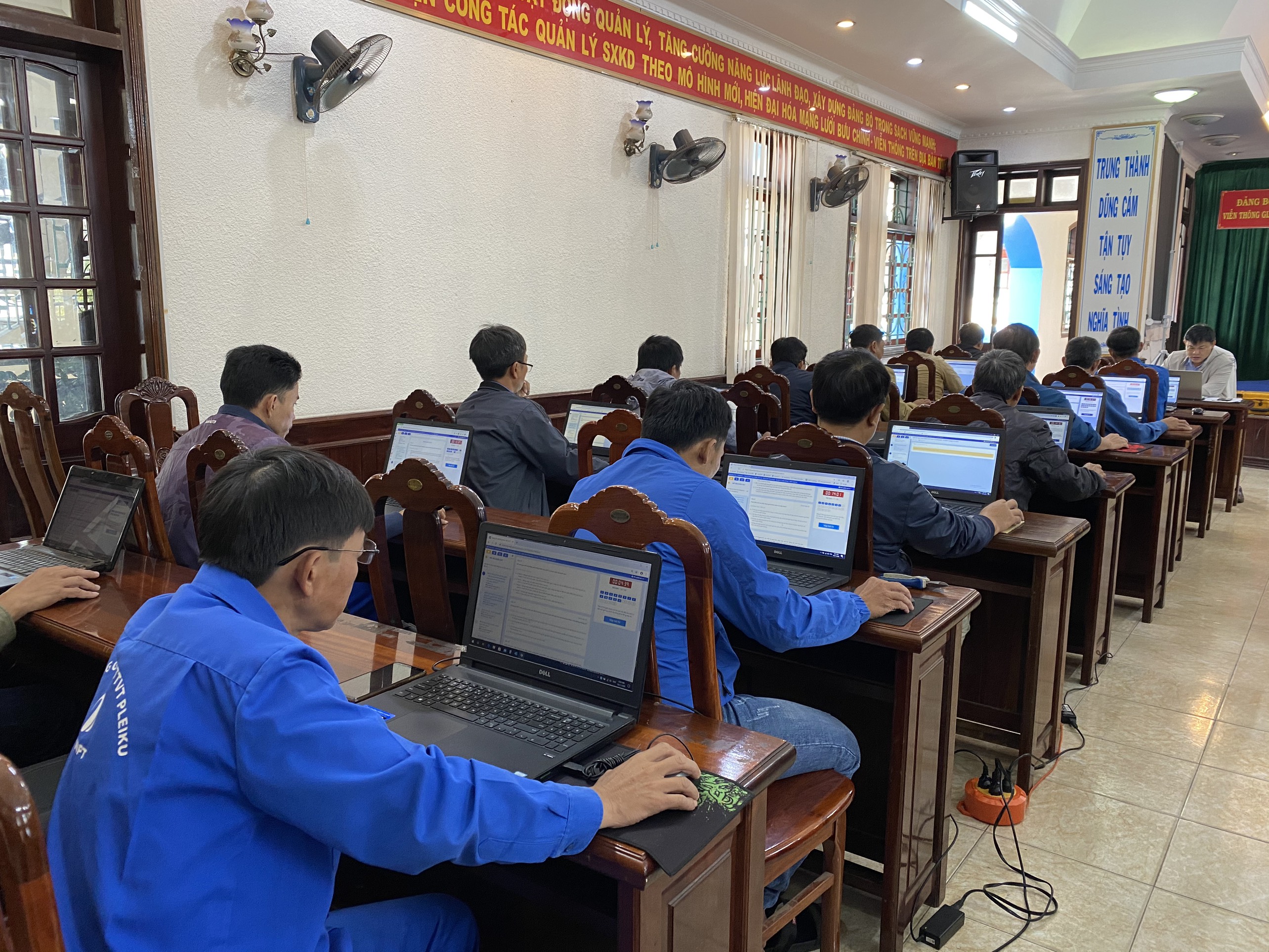 Viễn thông Gia Lai tổ chức đánh giá năng lực theo chuẩn Kỹ thuật viên 4.0 Viễn thông Gia Lai tổ chức đánh giá năng lực theo chuẩn Kỹ thuật viên 4.0